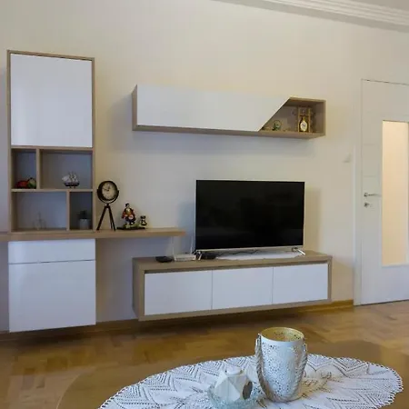 Apartman Kolo